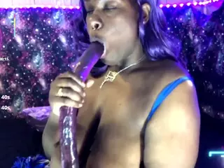 qnibee's Live Sex Cam Show