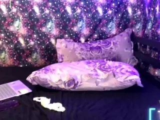 qnibee's Live Sex Cam Show