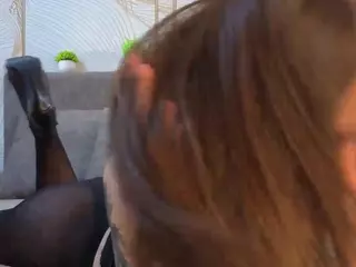 dollylovs's Live Sex Cam Show