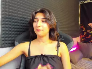 ElfyRares's Live Sex Cam Show