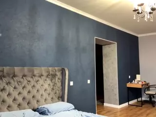 ElwynaCordner's Live Sex Cam Show