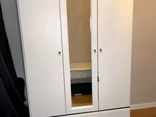 ElwynaCordner's Live Sex Cam Show