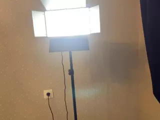 ElwynaCordner's Live Sex Cam Show