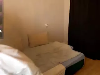 ElwynaCordner's Live Sex Cam Show