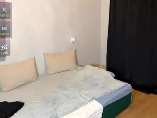 ElwynaCordner's Live Sex Cam Show