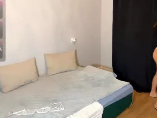 ElwynaCordner's Live Sex Cam Show