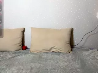 ElwynaCordner's Live Sex Cam Show