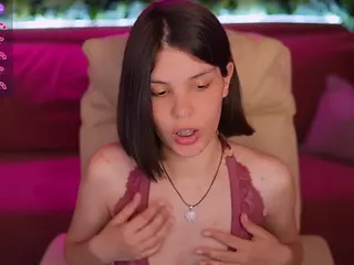 HarlyBell's Live Sex Cam Show