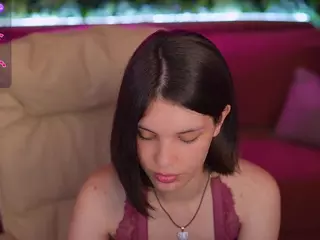 HarlyBell's Live Sex Cam Show