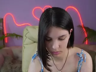 HarlyBell's Live Sex Cam Show