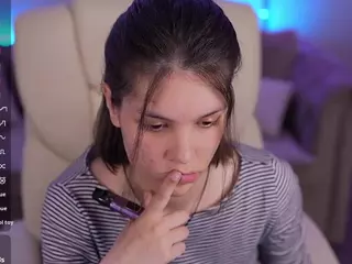 HarlyBell's Live Sex Cam Show