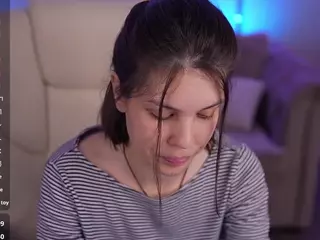 HarlyBell's Live Sex Cam Show