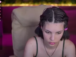 HarlyBell's Live Sex Cam Show