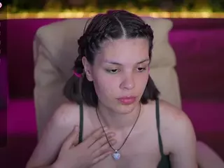 HarlyBell's Live Sex Cam Show