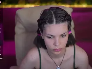 HarlyBell's Live Sex Cam Show