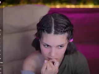 HarlyBell's Live Sex Cam Show