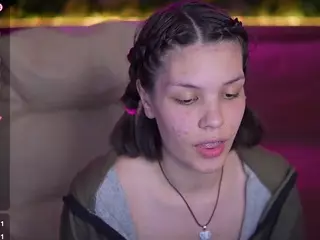 HarlyBell's Live Sex Cam Show