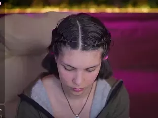 HarlyBell's Live Sex Cam Show