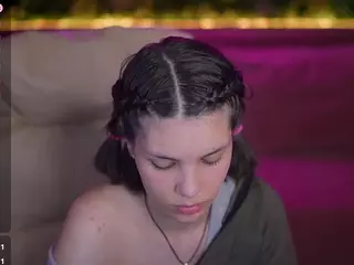 HarlyBell's Live Sex Cam Show