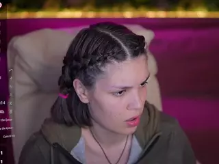 HarlyBell's Live Sex Cam Show