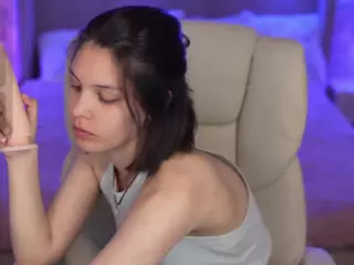 HarlyBell's Live Sex Cam Show