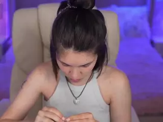 HarlyBell's Live Sex Cam Show