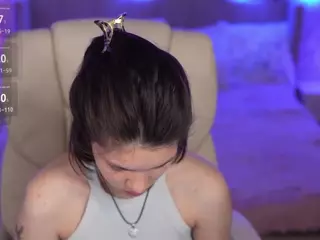 HarlyBell's Live Sex Cam Show