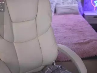 HarlyBell's Live Sex Cam Show