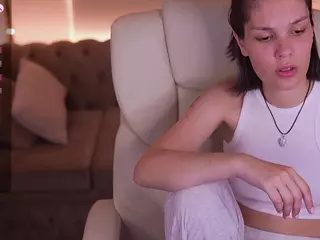 HarlyBell's Live Sex Cam Show