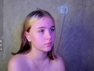 helen-Drums's Live Sex Cam Show