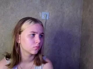 helen-Drums's Live Sex Cam Show