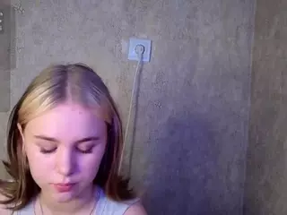 helen-Drums's Live Sex Cam Show