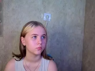 helen-Drums's Live Sex Cam Show