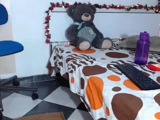 idalisVanucci's Live Sex Cam Show