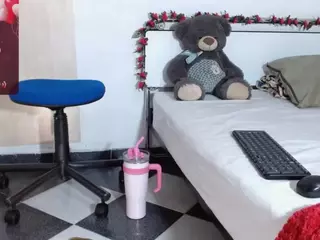 idalisVanucci's Live Sex Cam Show