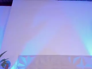 IsabellaCruz1's Live Sex Cam Show