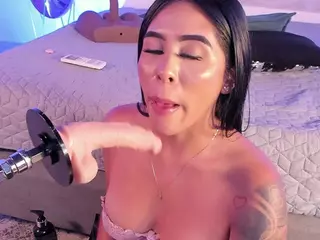 IsabellaCruz1's Live Sex Cam Show