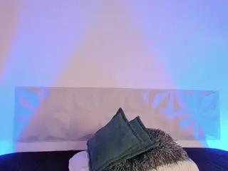 IsabellaCruz1's Live Sex Cam Show