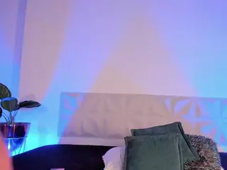 IsabellaCruz1's Live Sex Cam Show