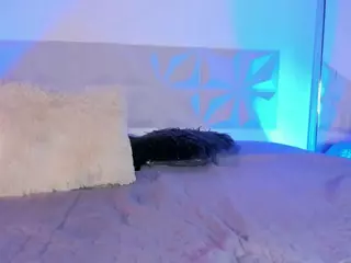 IsabellaCruz1's Live Sex Cam Show