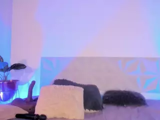 IsabellaCruz1's Live Sex Cam Show