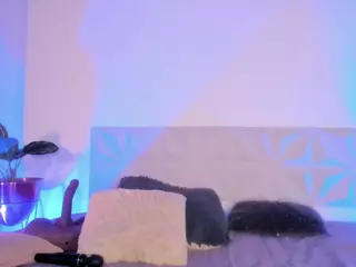 IsabellaCruz1's Live Sex Cam Show
