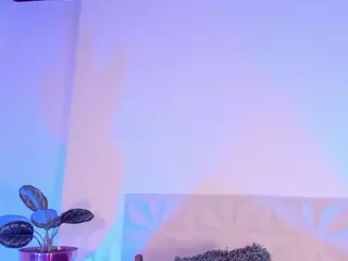 IsabellaCruz1's Live Sex Cam Show