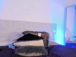 IsabellaCruz1's Live Sex Cam Show