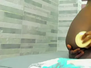 lexxy-brown's Live Sex Cam Show