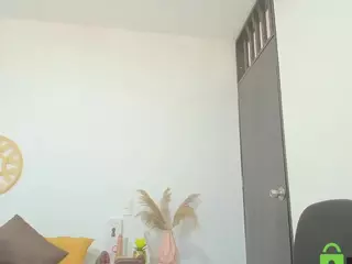Lylibegin's Live Sex Cam Show