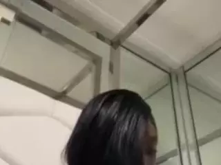 sapphireduh2's Live Sex Cam Show