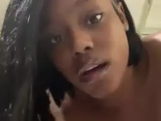 sapphireduh2's Live Sex Cam Show
