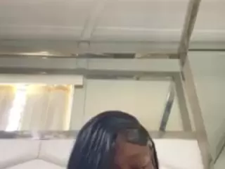 sapphireduh2's Live Sex Cam Show