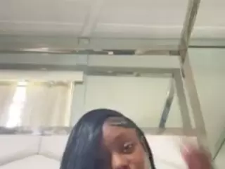 sapphireduh2's Live Sex Cam Show